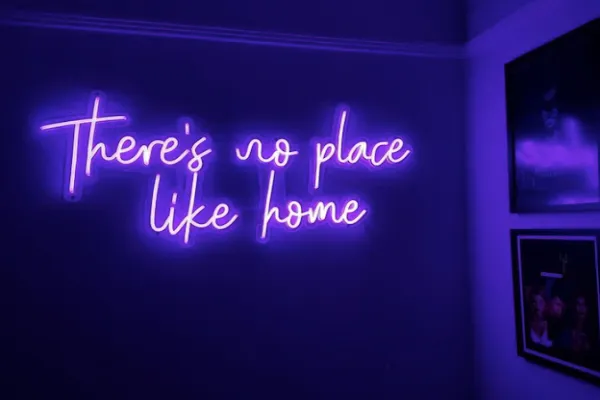 <a></a>The Spiritual Glow: Finding Neon Aesthetic Inspiration Online